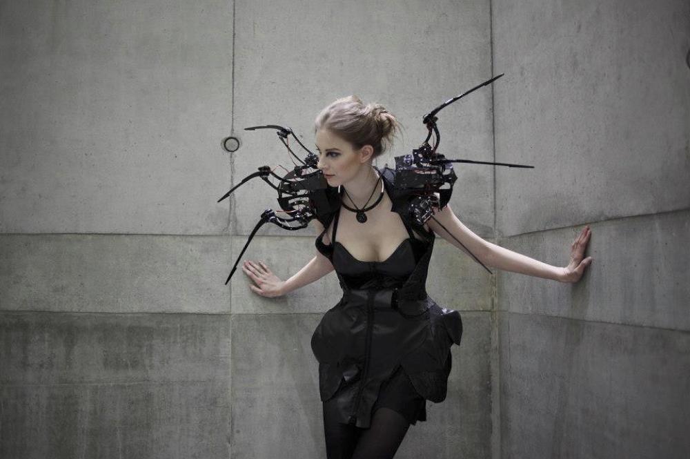 Spider Dress 1.0: 