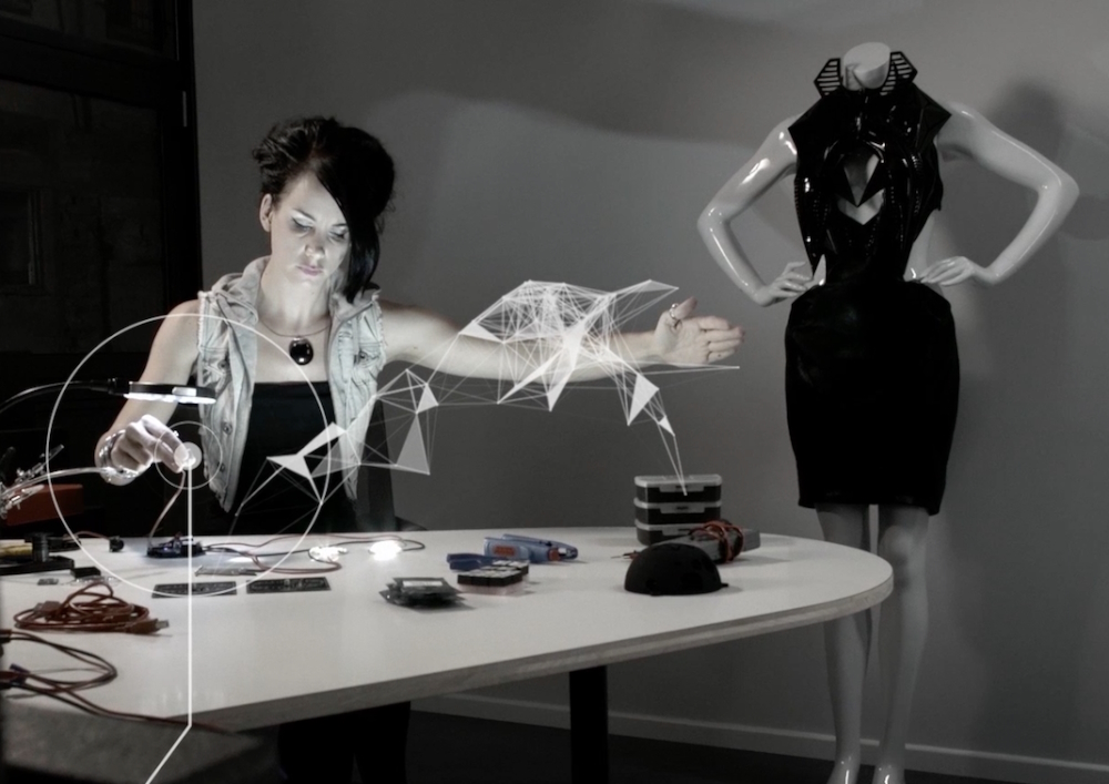 Anouk Wipprecht works 24/7. In an interview with vice.com she said: 