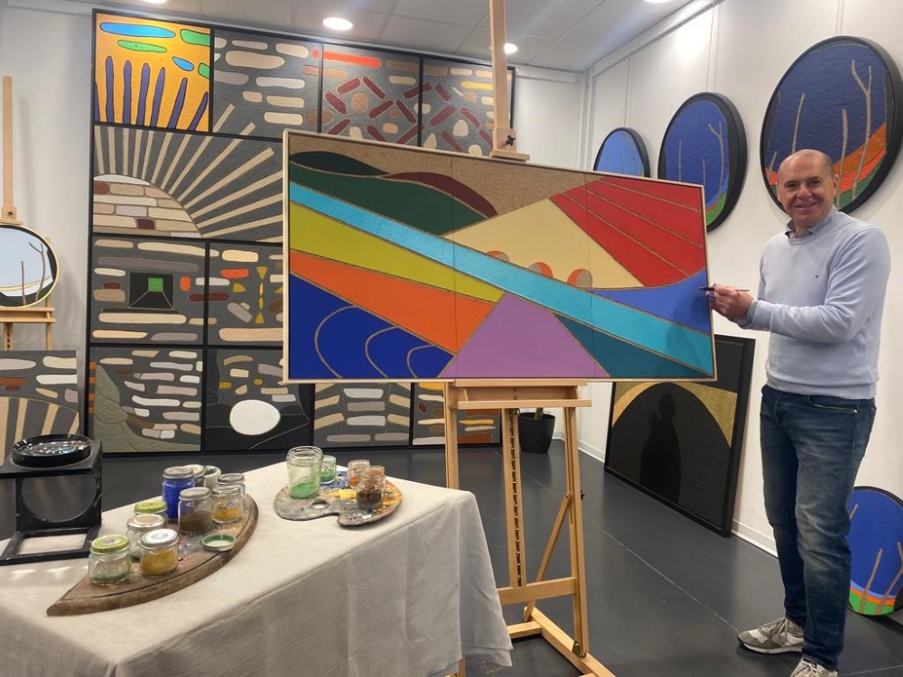 Stefano Lazzari at the easel in his studio that he calls 